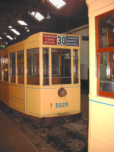 Tram33.jpg, 22.07.2004, 31 kB