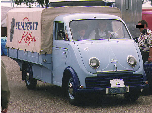 DKW_2.jpg, 42543 bytes, 29.05.01