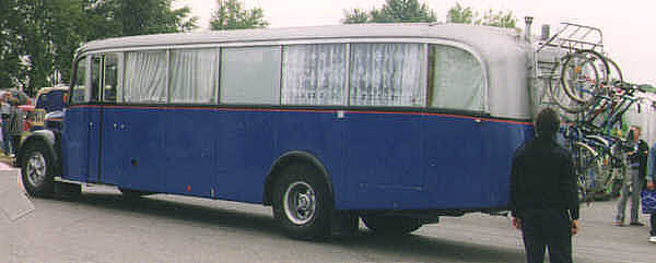 FBW_Bus_32.jpg, 19960 bytes, 29.05.01