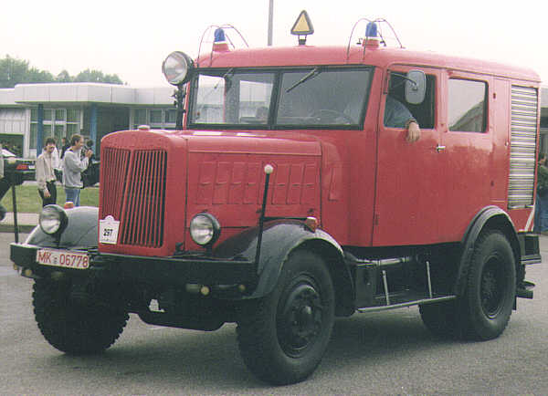 Feuerwehr_Hanomag_1.jpg, 33469 bytes, 02.06.01