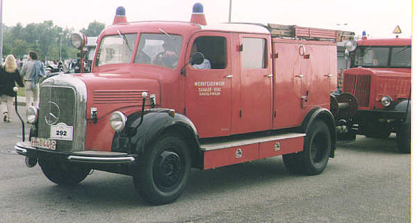 Feuerwehr_MB_Spitzkuehler_1.jpg, 28316 bytes, 02.06.01