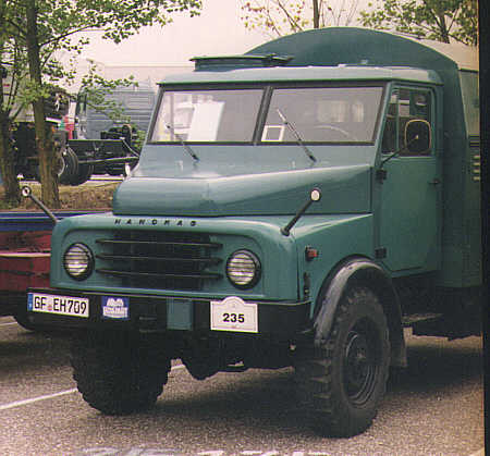 Hanomag_Kabine_11.jpg, 32704 bytes, 02.06.01