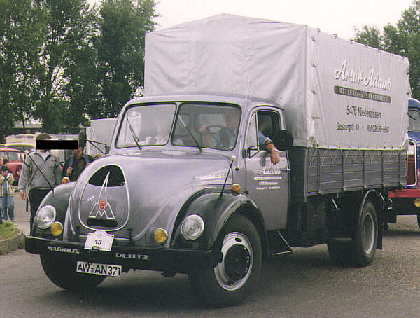 Magirus_Rundhauber_Pritsche_21.jpg, 44364 bytes, 29.05.01