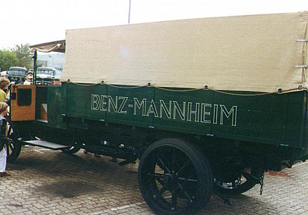 Mercedes_alt_Mannheim_2.jpg, 43694 bytes, 16.06.01