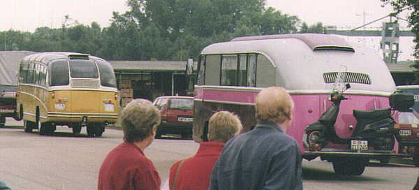 Saurer_Bus_72.jpg, 26225 bytes, 29.05.01