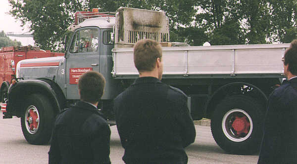 Saurer_Kipper_41.jpg, 30263 bytes, 02.06.01