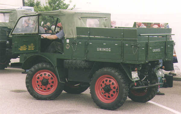 Unimog_21.jpg, 27867 bytes, 29.05.01