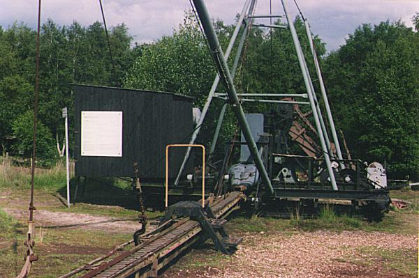Aufsetzmaschine3.jpg, 59649 bytes, 01.04.01